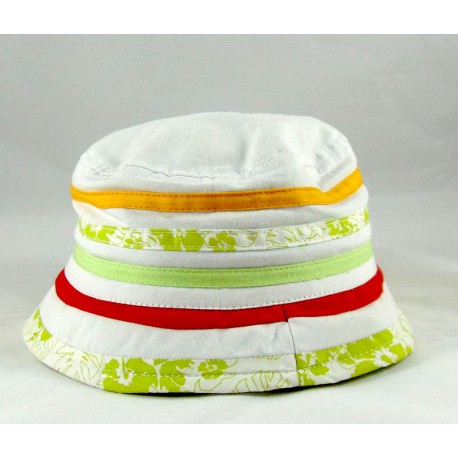 Cappello Bambina con Striscie di Colore